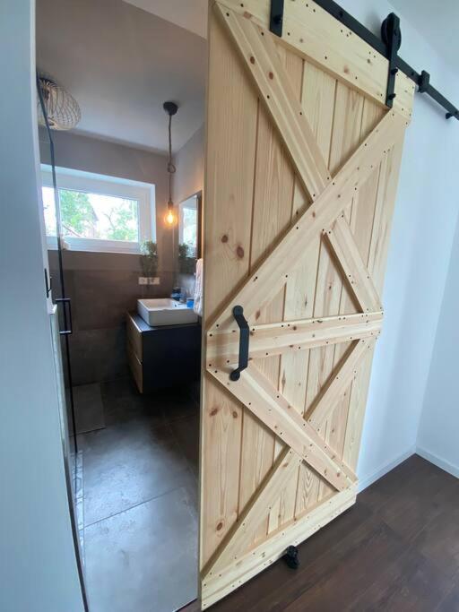 Gemuetliche Wohnung -Schwarzwald Neuweiler  Eksteriør billede